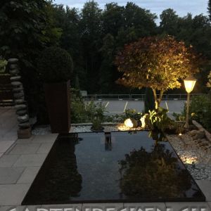 Gartenbecken Bei Nacht 031
